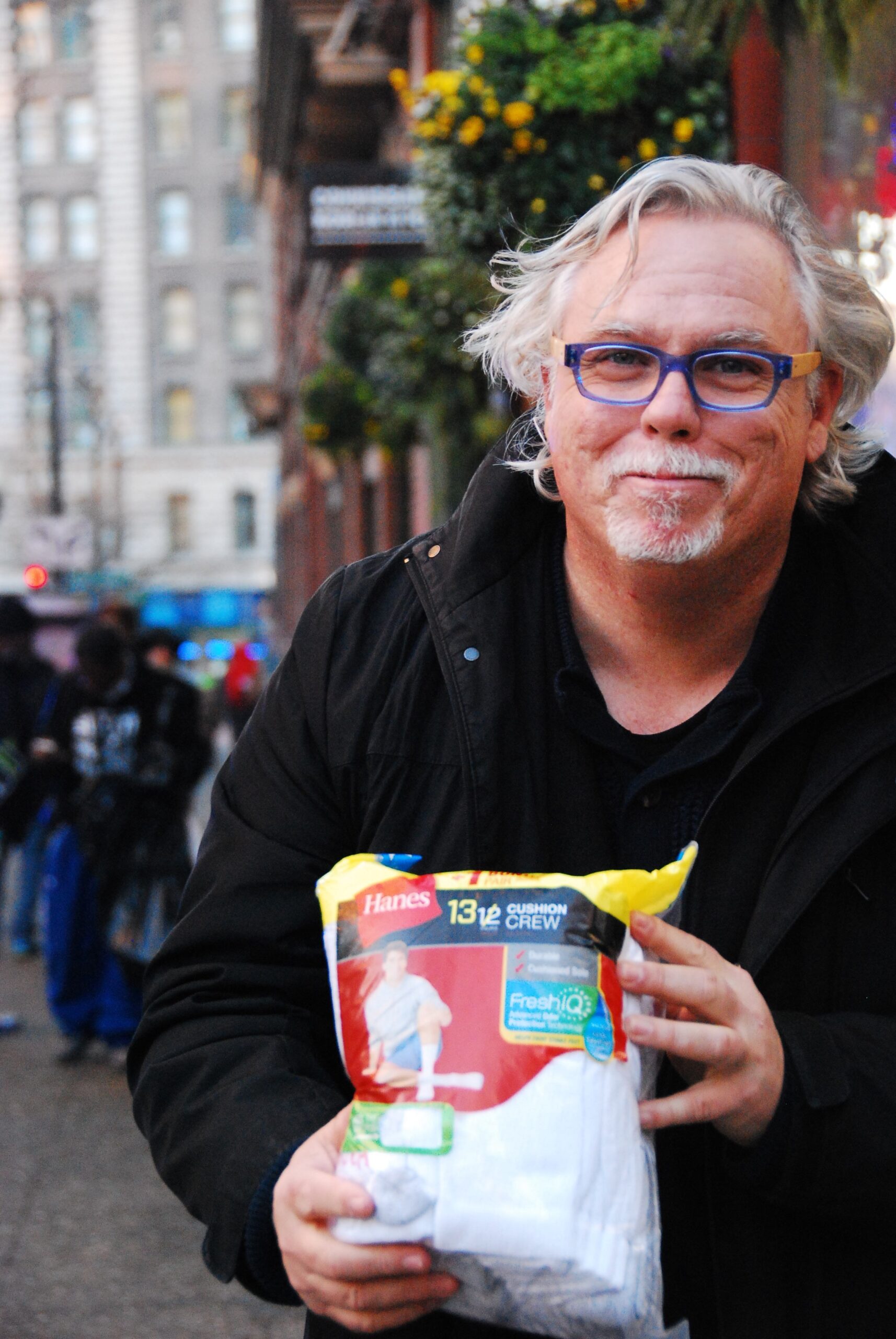 Hanesbrands Sponsors Day of Service during Pac12 Conference June 2019